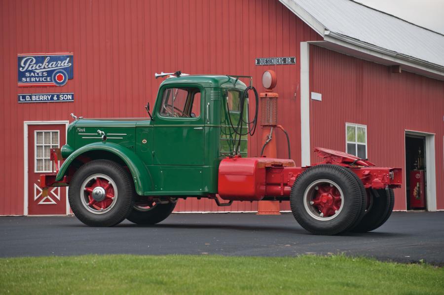  Mack Series L Single Axle Truck 1949 года  (фото 11 из 21)